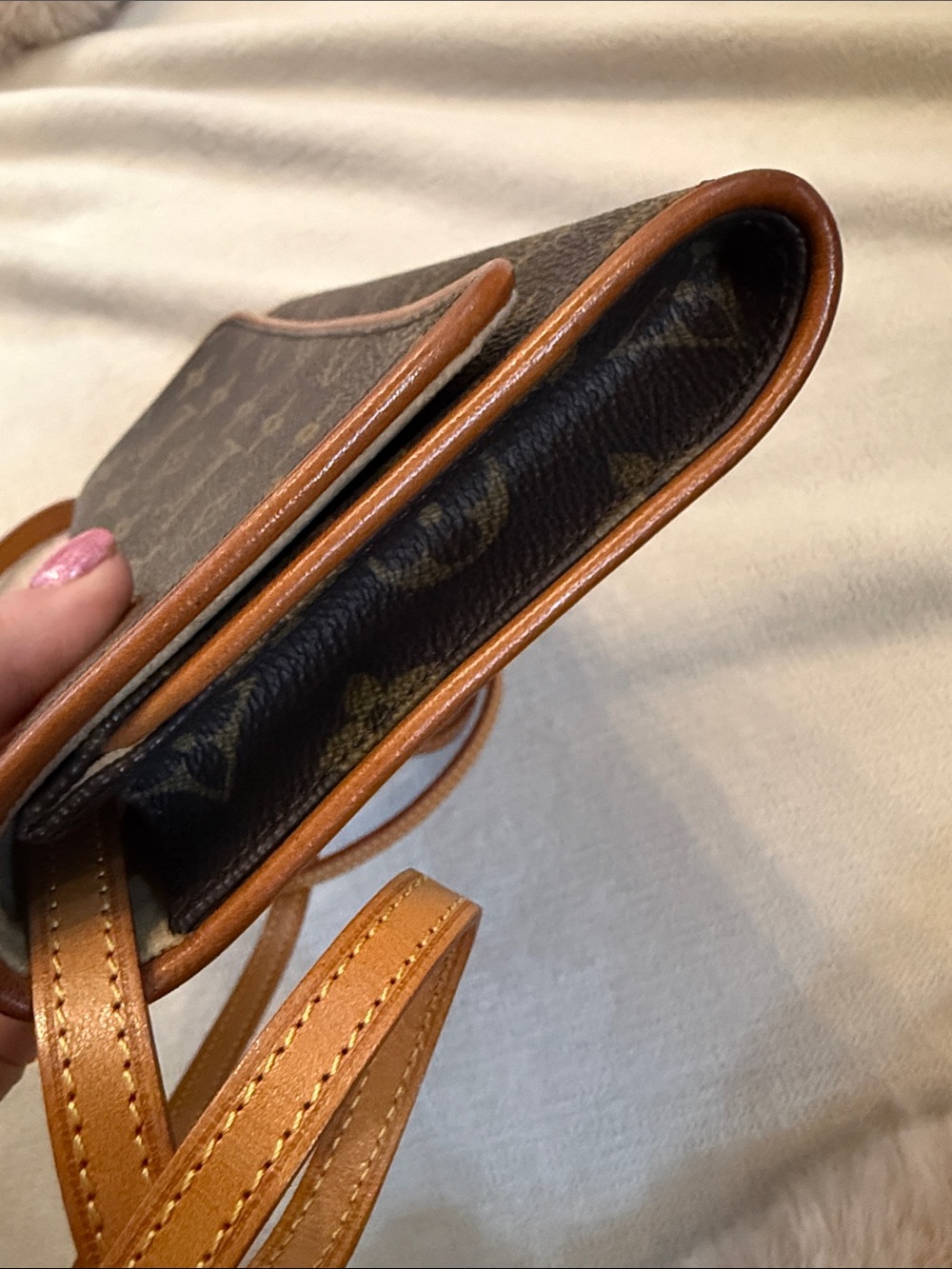 PRISTINE Louis Vuitton Brown Monogram Pochette Twin GM Vintage - Picture 5 of 16